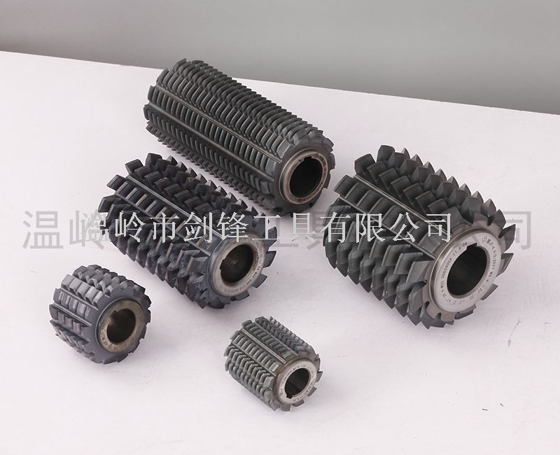 滾齒刀 生產(chǎn)標(biāo)準(zhǔn)滾刀及定做非標(biāo)滾刀、雙頭滾刀、三頭滾刀、多頭滾刀